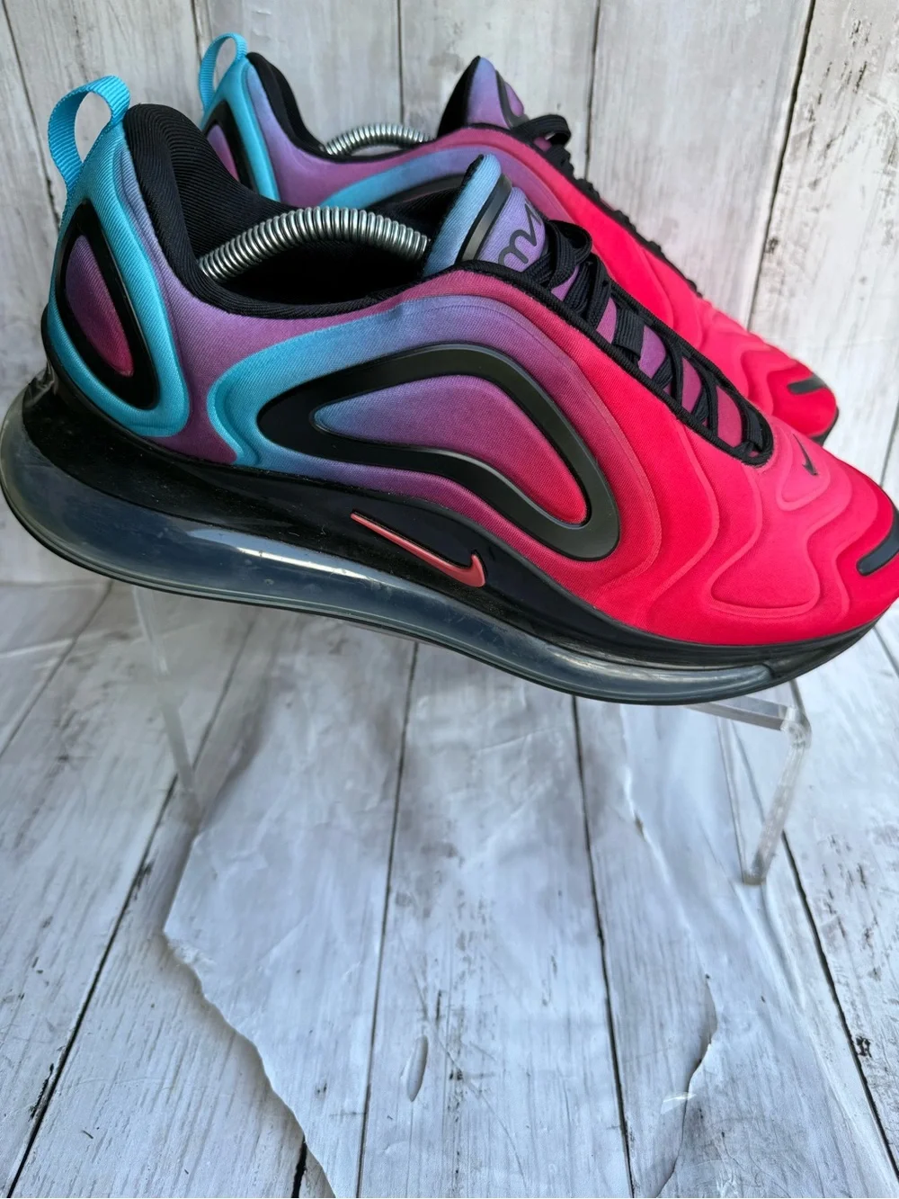 🇺🇸 Nike Air Max 720 Red Gradient Men’s  Size 12